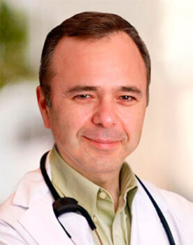 Маджид Фотухи — врач-невролог из США
